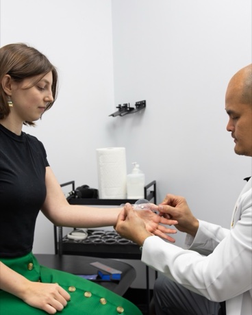 Physio Pain Solutions clinic ad